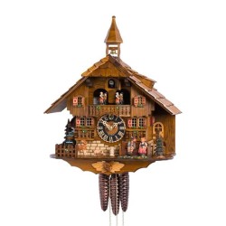 Cuckoo clock with loving couple